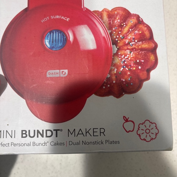Mini Bundt - Picture 1 of 6